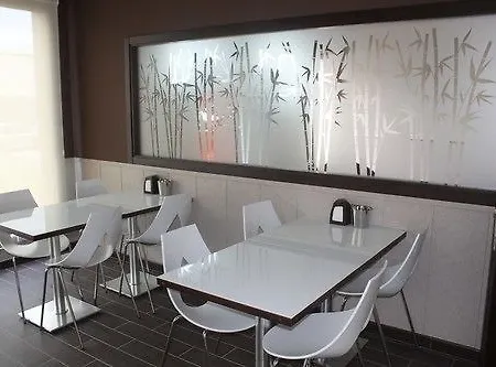 Auberge de jeunesse Credencial *